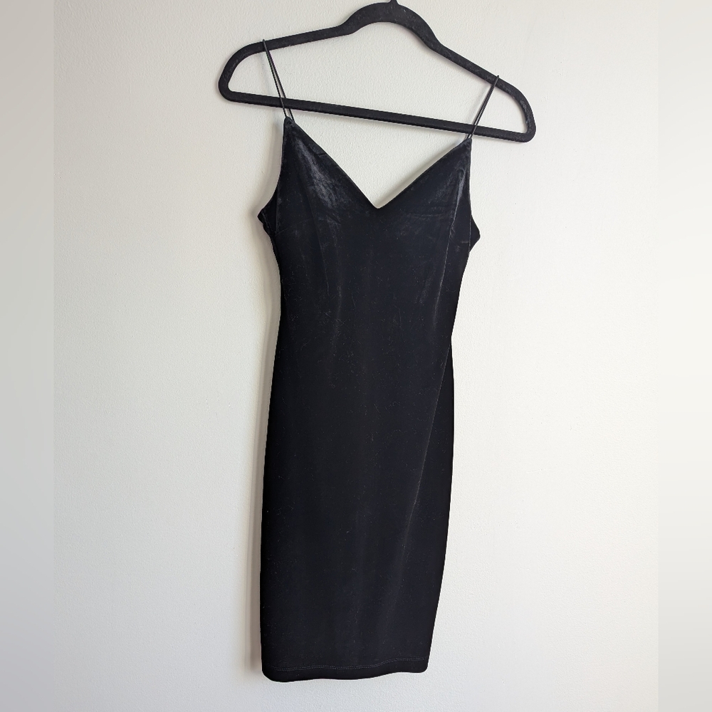 Vintage 90s/Y2K Gothic Black Velvet Spaghetti Strap V neck Mini bodycon Dress S